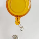 Průhledná oranžová