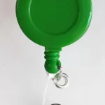 Čistě tmavě zelená