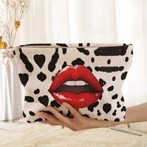 Kosmetická taška s potiskem rtů a zvířecím motivem | kosmetická taška, makeup organizér
