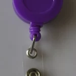 Čistá barva fialová