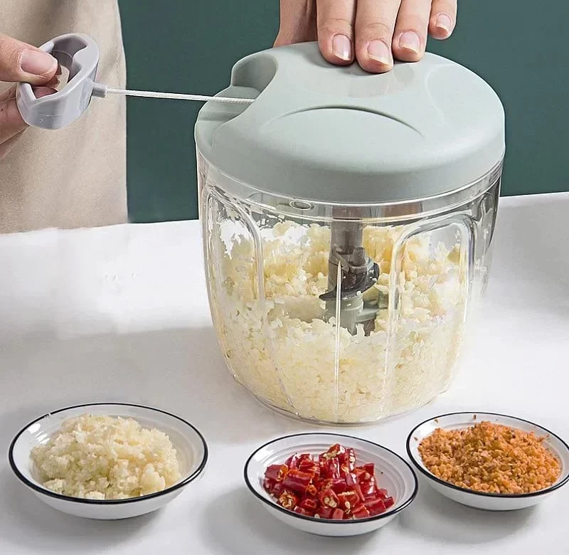 Ruční mlýnek na maso a zeleninu | mlýnek, sekáček