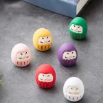 Keramická figurka daruma pro štěstí | dekorace amulet