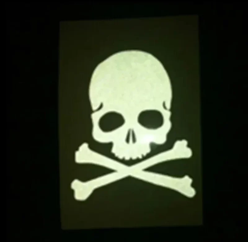 Reflexní samolepka kostra na motorku | nálepka