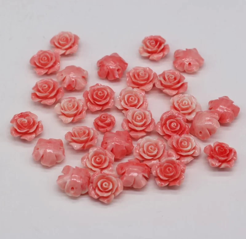 Červené přírodní korálky květinové 10ks | šperky