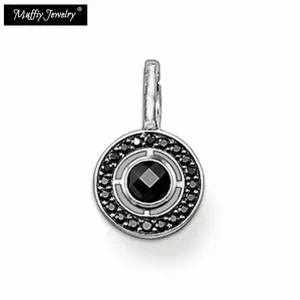 Stříbrný přívěsek kulatý ornament 925 | šperk