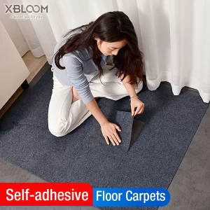 Samolepicí koberec 30x30cm protiskluzový | podlaha