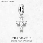 Stříbrný přívěsek kříž | šperk