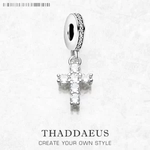 Stříbrný přívěsek kříž | šperk