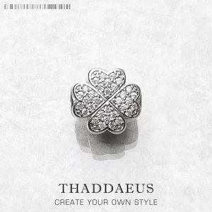 Stříbrný přívěsek bílý kámen a jetel | šperk