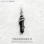 Stříbrný přívěsek had s onyxem | šperk