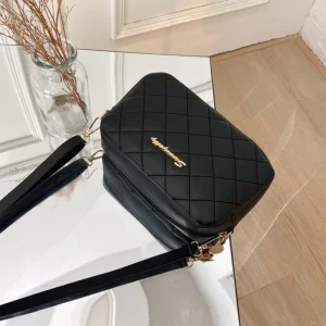 Elegantní dámská crossbody kabelka s třásněmi | Taška