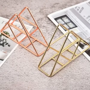 Elegantní trojúhelníkový držák ubrousků | Stojan