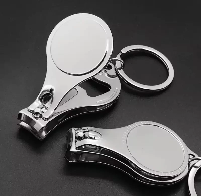 Multifunkční klíčenka s nůžkami a otvírákem | doplněk