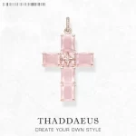 Stříbrný přívěsek kříž | šperk