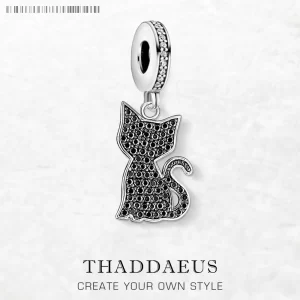 Stříbrný přívěsek černá kočka | šperk