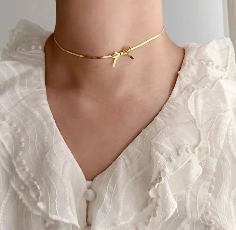 Moderní choker s mašlí | šperk